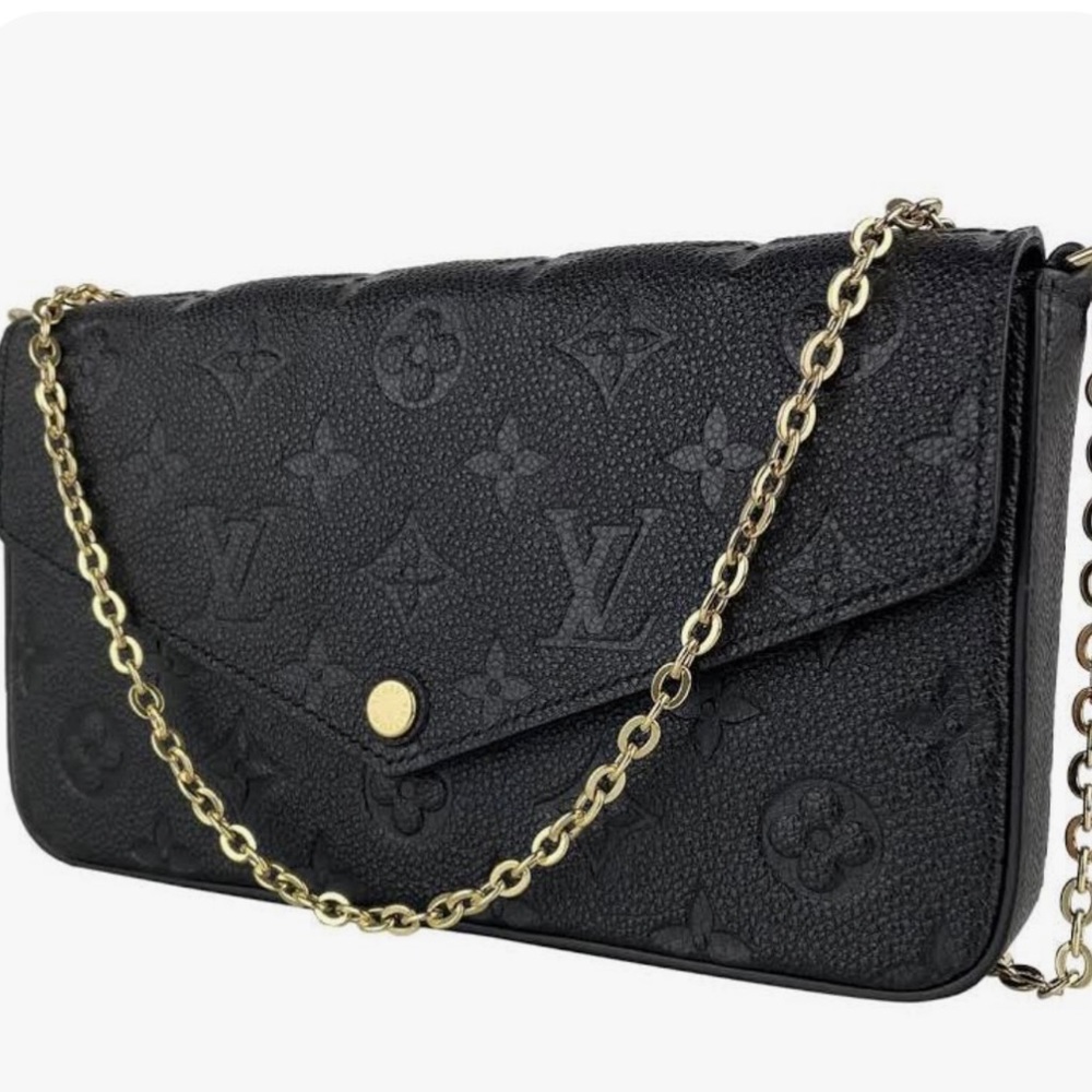 Brand New never been used LOUIS VUITTON small handbag